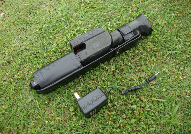 TW-09伸缩电棍 军工品质 多功能高分贝警鸣警报器高压电击棍
